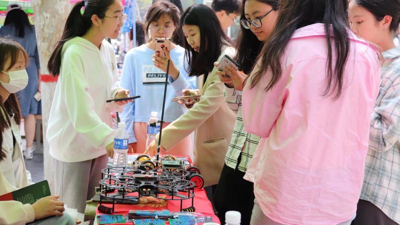 物联网解决方案优缺点分析：揭秘其应用与挑战